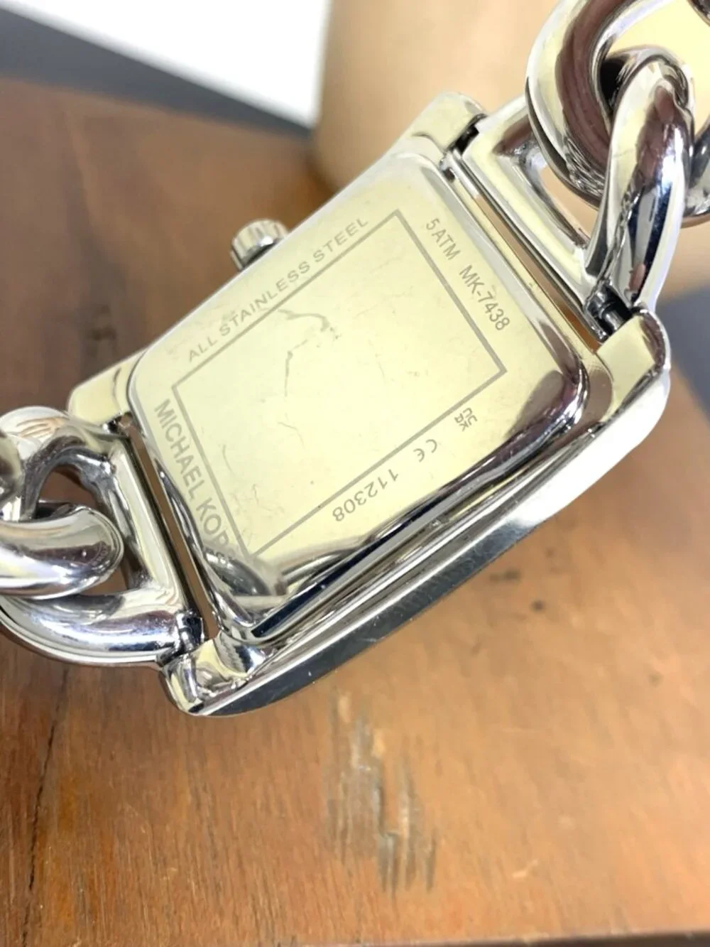 Michael Kors Women's Watch MK7438 Emery Quartz Silver Stainless Steel 32mm
